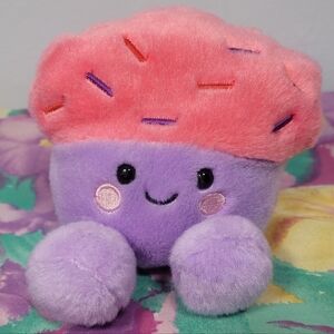Palm Pals Cupcake